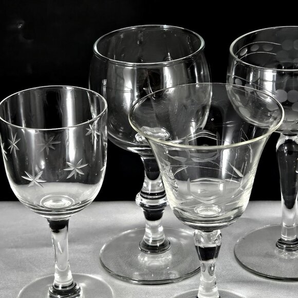 5 Mismatched Vintage Cocktail Glasses Etched Floral Romancic mixed drinks party - Picture 4 of 8